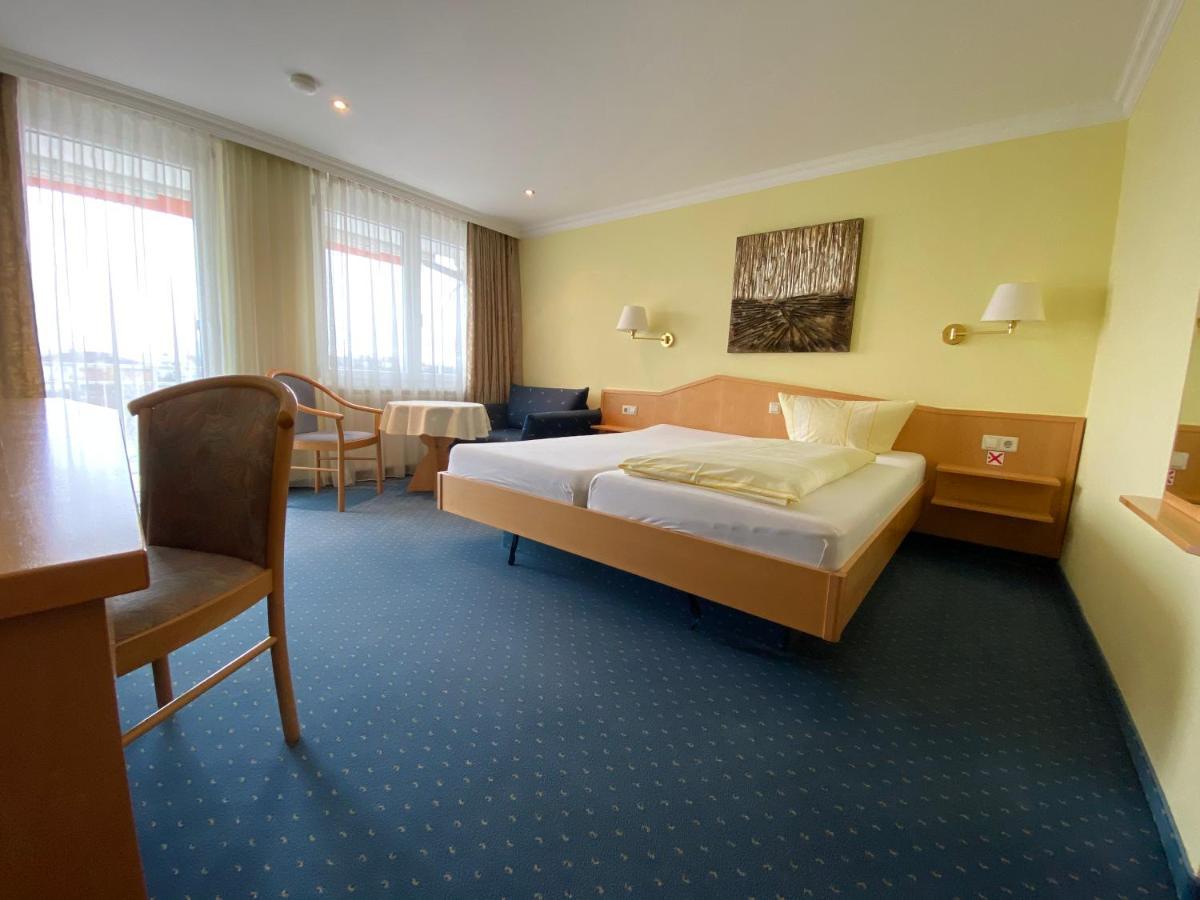 Sporthotel Schoenblick メーアスブルク エクステリア 写真
