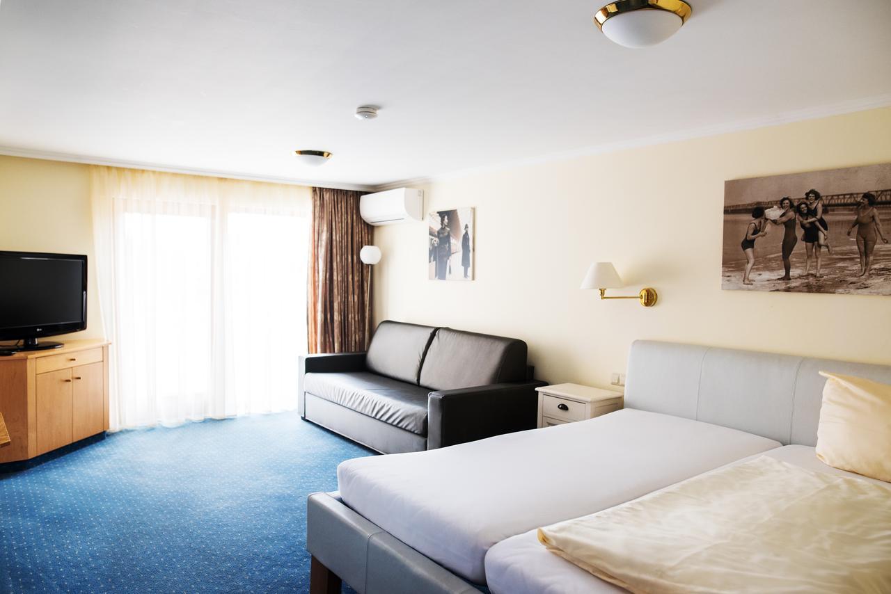 Sporthotel Schoenblick メーアスブルク エクステリア 写真